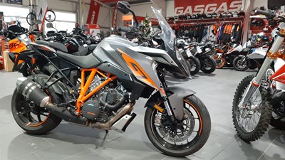 1290 Super Duke GT