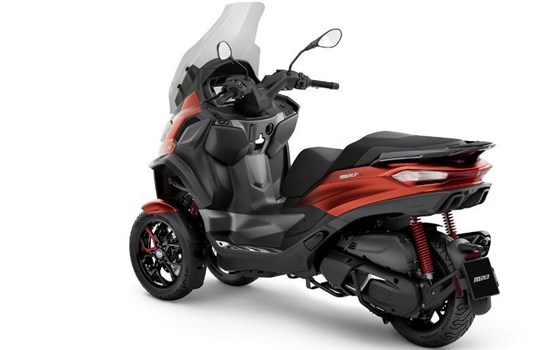 Neufahrzeug Piaggio MP3 400 Sport - Bild 4 Neufahrzeug Piaggio MP3 400 Sport - Bild 4