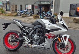 Neumotorrad Suzuki GSX-8R