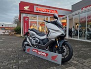 Honda Forza 750