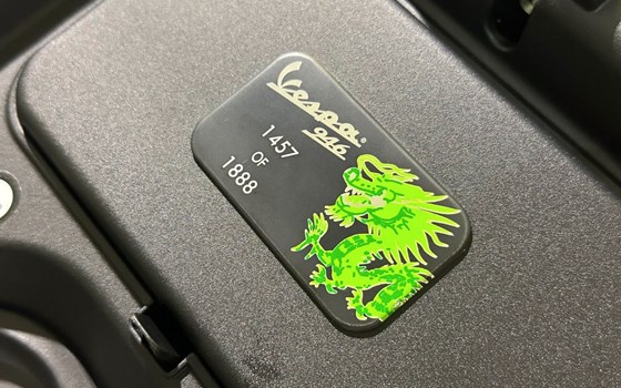Gebrauchtmotorrad Vespa 946 Dragon - Bild 10