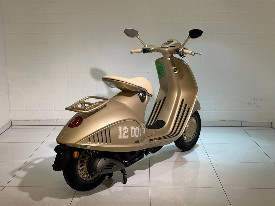 Angebot Vespa 946 Dragon Bild 4: Angebot Vespa 946 Dragon