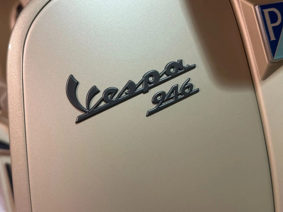 Angebot Vespa 946 Dragon Bild 8: Angebot Vespa 946 Dragon