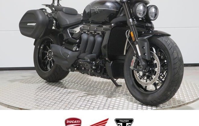 Triumph Rocket 3 Storm GT