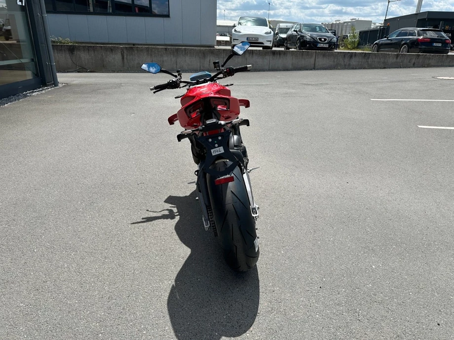 Angebot Ducati Streetfighter V4 S Bild 6: Angebot Ducati Streetfighter V4 S