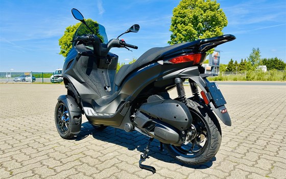 Neufahrzeug Piaggio MP3 310 Sport - Bild 2