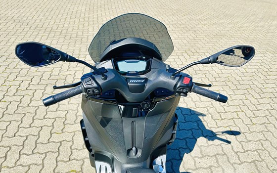 Neufahrzeug Piaggio MP3 310 Sport - Bild 14