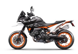 Neumotorrad KTM 890 SMT
