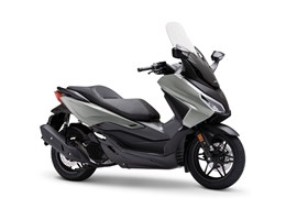 Neumotorrad Honda Forza 125