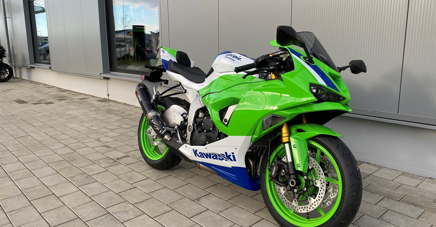 Offer Kawasaki Ninja ZX-6R 40th Anniversary Edition