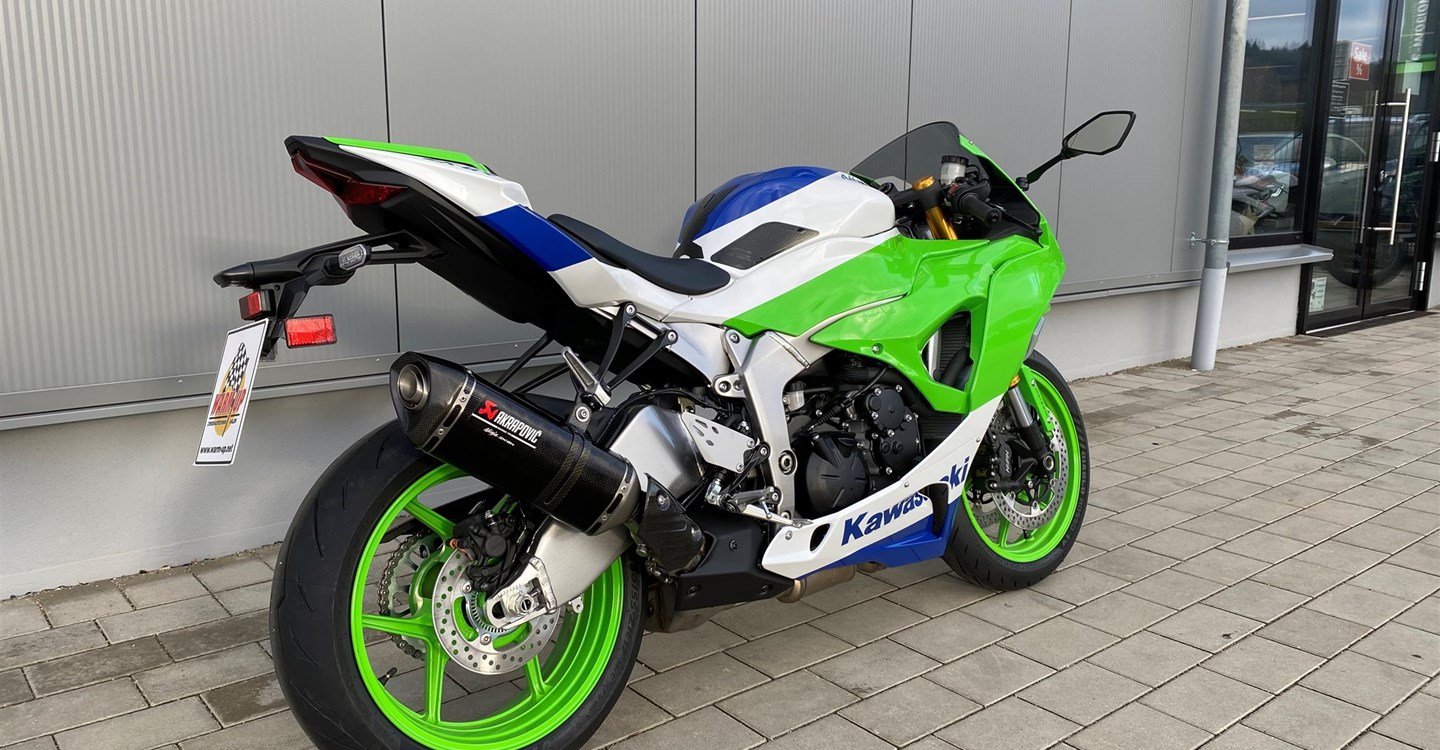 Offer Kawasaki Ninja ZX-6R 40th Anniversary Edition