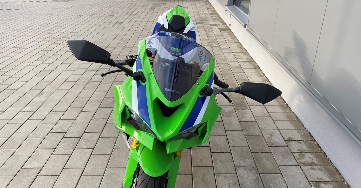 Offer Kawasaki Ninja ZX-6R 40th Anniversary Edition