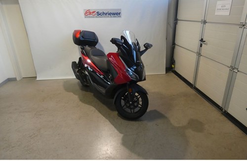 Gebrauchtmotorrad Honda Forza 125