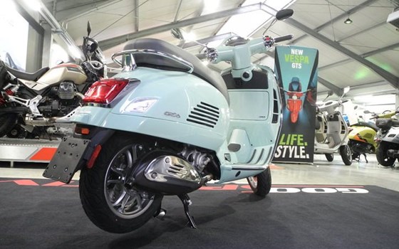 Neufahrzeug Vespa TS - Bild 15