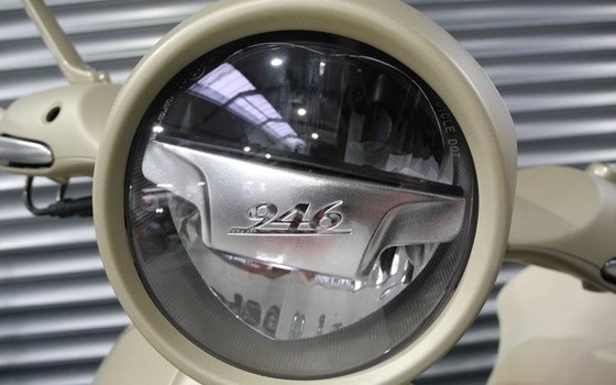 Neufahrzeug Vespa 946 Dragon - Bild 8