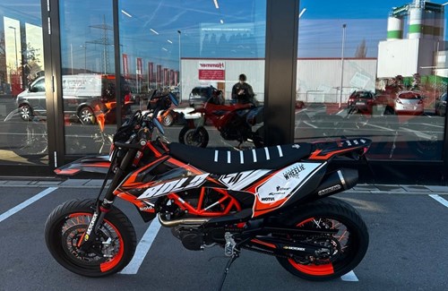 Gebrauchtmotorrad KTM 690 SMC R