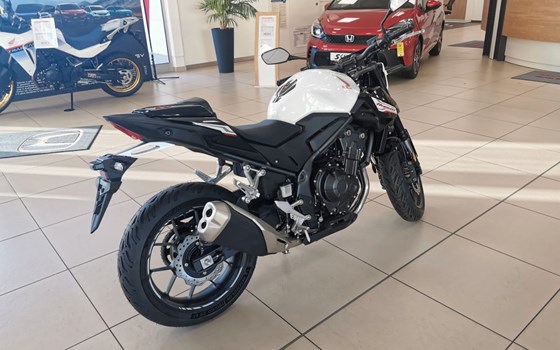 Gebrauchtmotorrad Honda CB500 Hornet - Bild 3