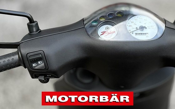 Neufahrzeug Piaggio ZIP S 50 - Bild 4 Neufahrzeug Piaggio ZIP S 50 - Bild 4