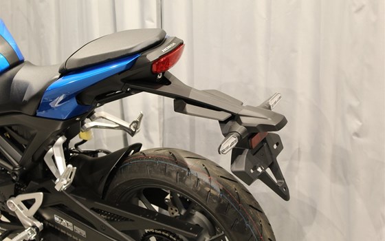 Gebrauchtmotorrad Honda CB125R - Bild 11