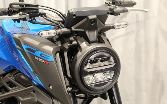 Gebrauchtmotorrad Honda CB125R - Bild 5