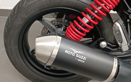 Gebrauchtmotorrad Moto Guzzi V7 Stone Special Edition - Bild 11