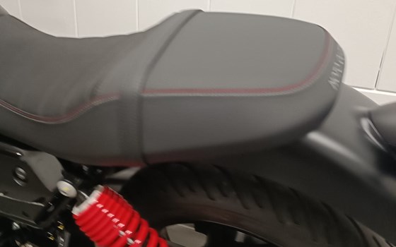 Gebrauchtmotorrad Moto Guzzi V7 Stone Special Edition - Bild 18