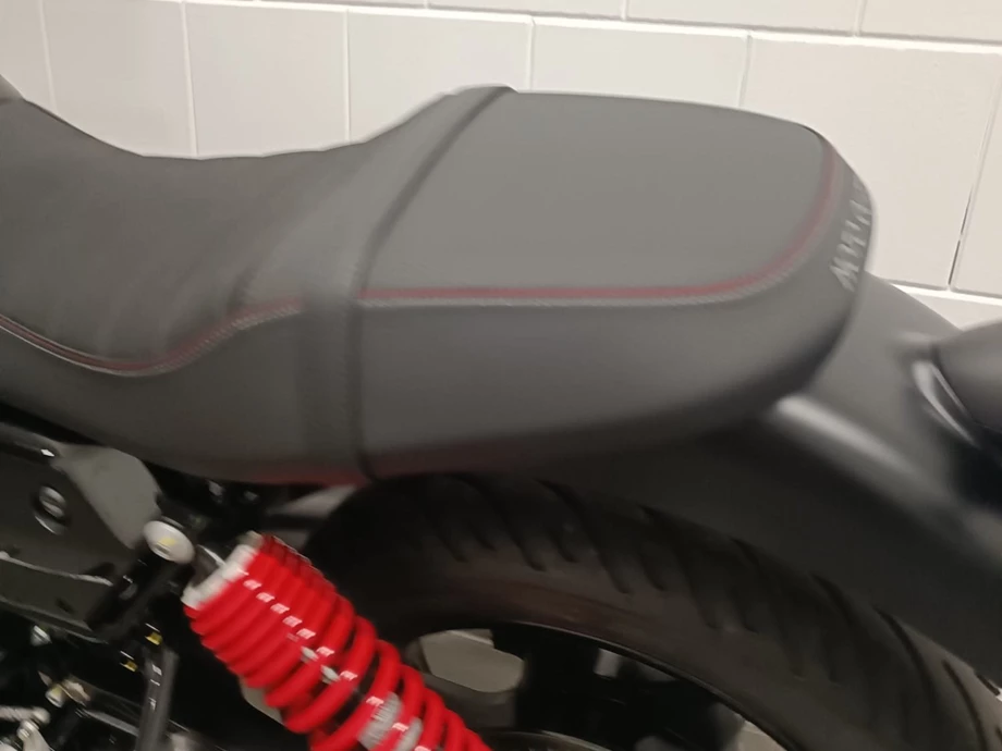 Angebot Moto Guzzi V7 Stone Special Edition Bild 18: Angebot Moto Guzzi V7 Stone Special Edition