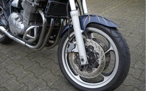 Gebrauchtmotorrad Kawasaki Zephyr 1100 - Bild 4