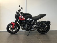 Neumotorrad Triumph Trident 660 Euro 5+