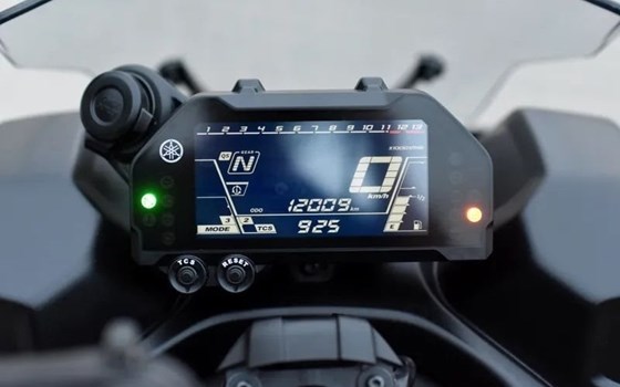 Gebrauchtmotorrad Yamaha Niken - Bild 5