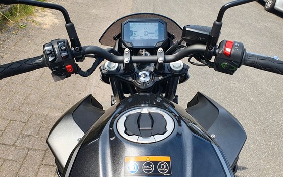 Gebrauchtmotorrad Kawasaki Z e-1 - Bild 13