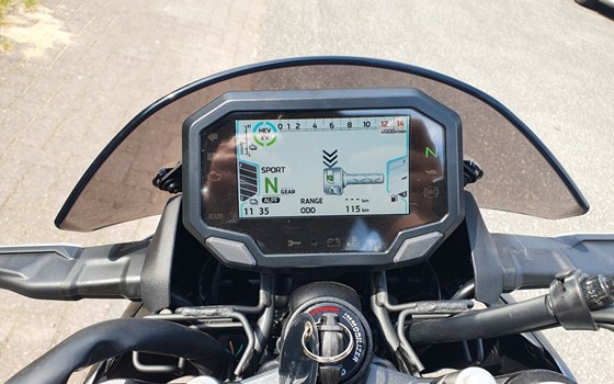 Gebrauchtmotorrad Kawasaki Z e-1 - Bild 17