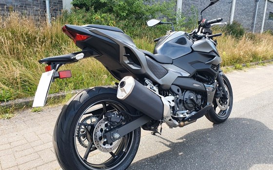 Gebrauchtmotorrad Kawasaki Z e-1 - Bild 3