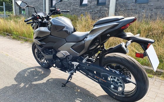 Gebrauchtmotorrad Kawasaki Z e-1 - Bild 6