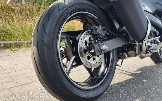 Gebrauchtmotorrad Kawasaki Z e-1 - Bild 9