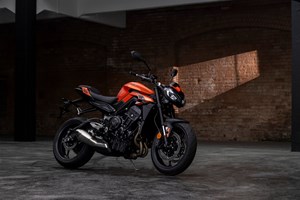 Offer Triumph Street Triple 765 R