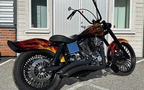 Gebrauchtmotorrad Harley-Davidson Dyna Wide Glide FXDWG - Bild 4