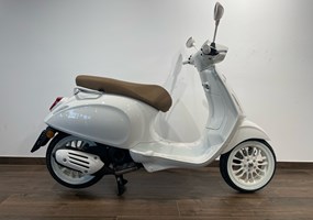 Vespa Sprint 50