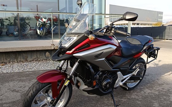 Gebrauchtmotorrad Honda NC750X DCT - Bild 2 Gebrauchtmotorrad Honda NC750X DCT - Bild 2