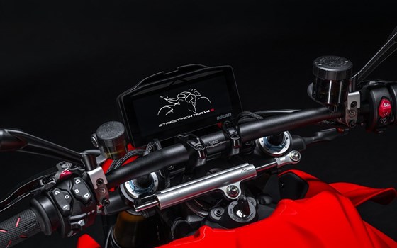 Neufahrzeug Ducati Streetfighter V4 S - Bild 7