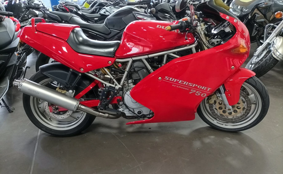 Angebot Ducati 750 Sport Bild 1: Angebot Ducati 750 Sport