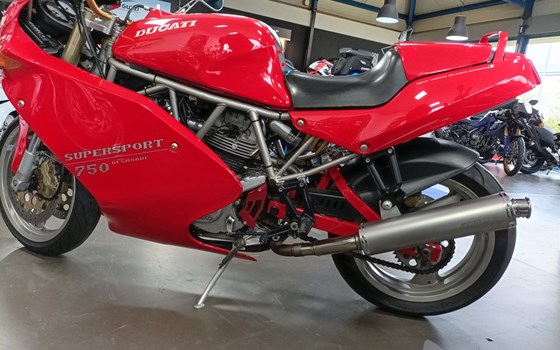 Gebrauchtmotorrad Ducati 750 Sport - Bild 4