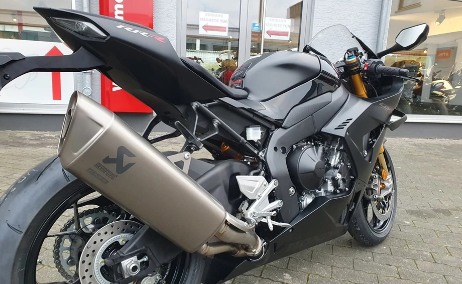 Angebot Honda CBR1000RR-R Fireblade SP Bild 10: Angebot Honda CBR1000RR-R Fireblade SP