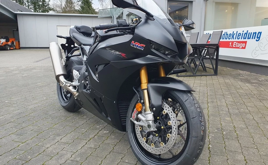 Angebot Honda CBR1000RR-R Fireblade SP Bild 4: Angebot Honda CBR1000RR-R Fireblade SP