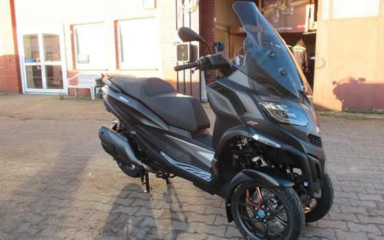 Neufahrzeug Piaggio MP3 530 HPE Exclusive - Bild 1