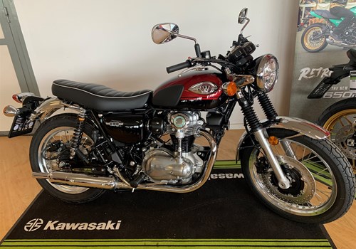 Kawasaki W800