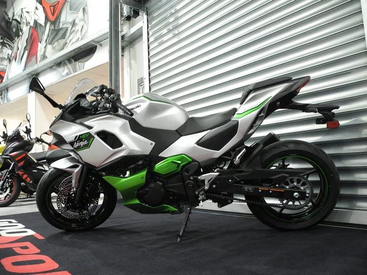 Angebot Kawasaki Ninja 7 Hybrid Bild 2: Angebot Kawasaki Ninja 7 Hybrid