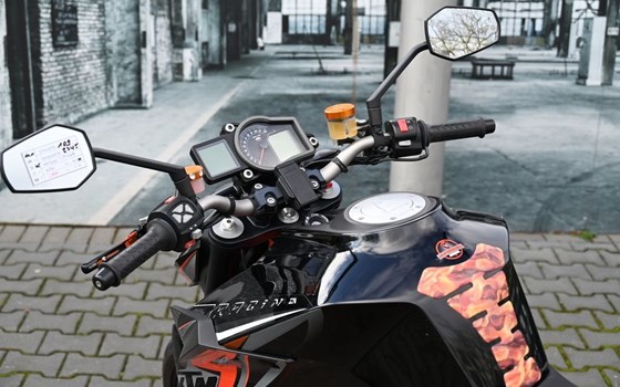 Gebrauchtmotorrad KTM 1290 Super Duke R - Bild 10