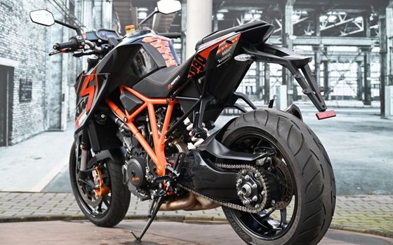 Gebrauchtmotorrad KTM 1290 Super Duke R - Bild 11