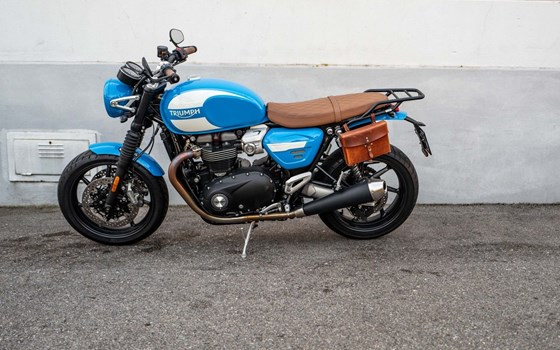 Gebrauchtmotorrad Triumph Speed Twin 1200 - Bild 7 Gebrauchtmotorrad Triumph Speed Twin 1200 - Bild 7